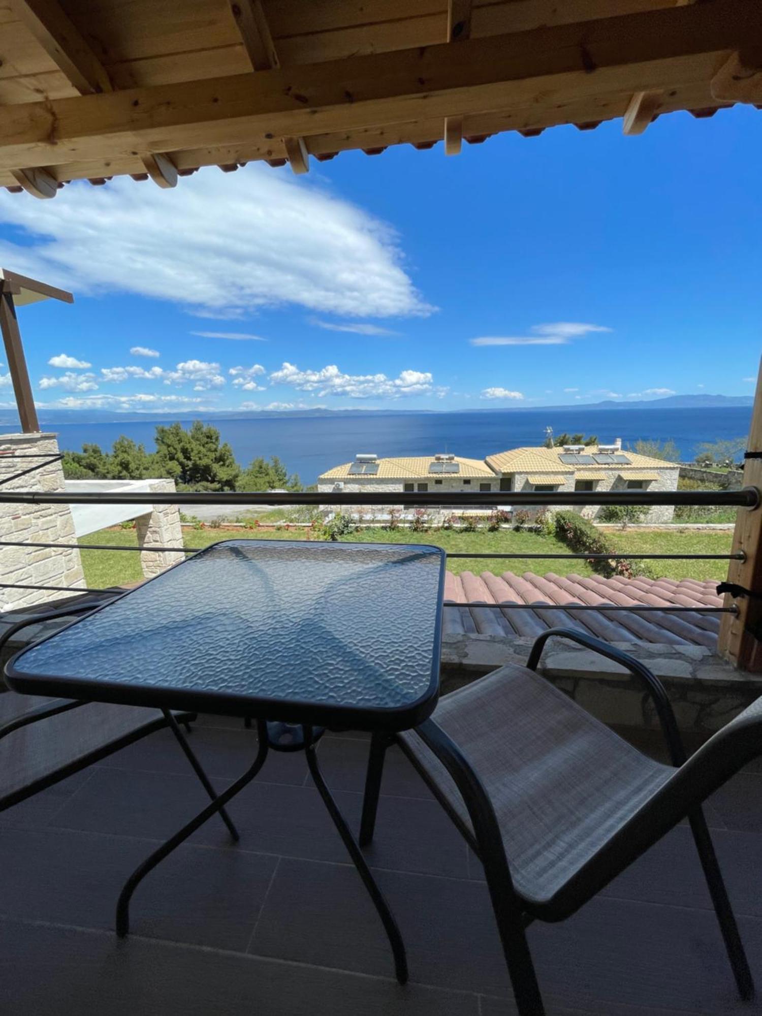 Afytos Sea View Apartment Екстериор снимка